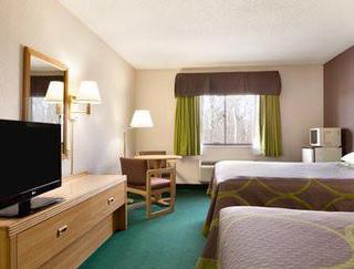 Super 8 By Wyndham Hotel