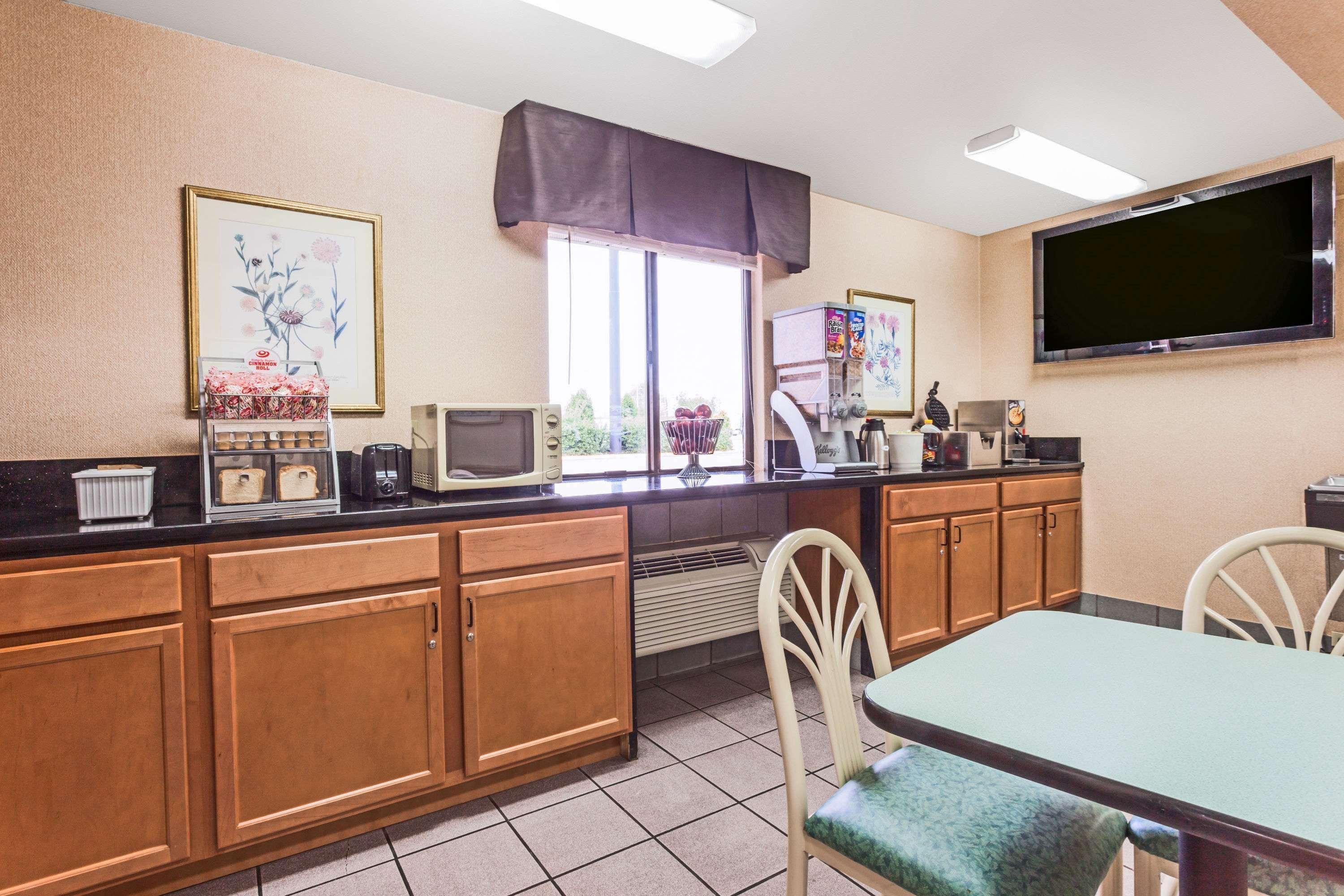 Super 8 By Wyndham 2* Carrollton